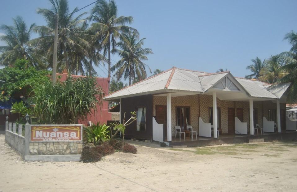 pondok nuansa ujung genteng